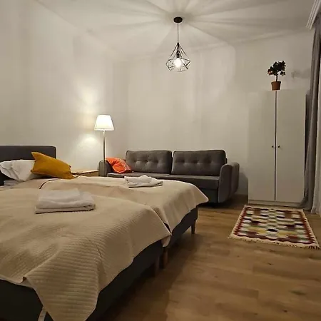 Nikodem In Old Town - Center